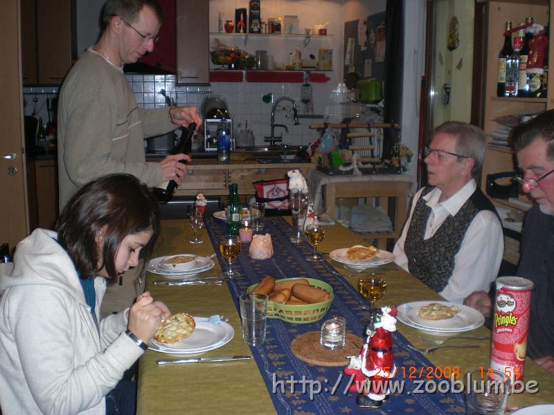 CIMG4344.JPG - le repas